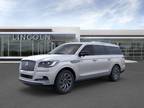 2023 Lincoln Navigator Silver, 1207 miles