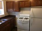 2 bedroom in Chicago IL 60077