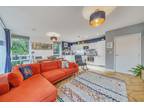 3 bedroom flat for sale in Adenmore Road, Catford, SE6