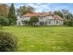 6 bedroom detached house for sale in Square Drive, Haslemere, Surrey, GU27