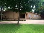 LSE-House, Traditional - Dallas, TX 10436 Robindale Dr
