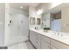 Condo For Sale In Arlington, Virginia