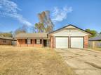 11633 SAGAMORE DR, Yukon, OK 73099 Single Family Residence For Sale MLS# 1089654