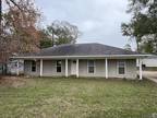 Home For Rent In Denham Springs, Louisiana