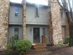 Great townhome in SW Roanoke CO with 3 Bedrooms 2.5 baths 3432 Stonehenge Square