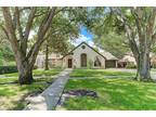 New Traditional, Saleal - Single Family Detached - Houston