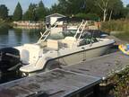 2013 Boston Whaler 230 Vantage Boat for Sale