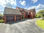 5 bedroom detached house for sale in Skylark Rise, Woolwell, Plymouth, Devon