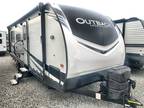 2020 Keystone Outback Ultra-Lite 240URS 28ft