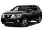 2016 Nissan Pathfinder SV