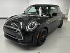 2024 MINI Hardtop 2 Door Signature