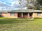 Home For Rent In Skidmore, Texas