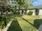 Single Family Residence - Hesperia, CA 9215 Manteca Ave