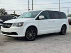 2017 Dodge Grand Caravan Passenger SE Plus Minivan 4D