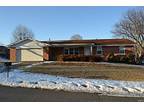 724 Clarence Dr, Saint Charles, MO