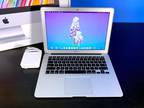 13" APPLE MACBOOK AIR SSD 8GB 3.3GHZ i7 TURBO - GOOD