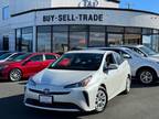 2019 Toyota Prius 4dr Hatchback White,