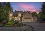 5 Bedroom 3.5 Bath In Sammamish WA 98075