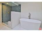 3 Bedroom 4 Bath In Tarzana CA 91356