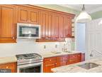 Condo For Sale In Philadelphia, Pennsylvania