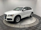 2015 Audi Q5 2.0T Premium (Tiptronic)