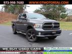 2015 Ram 1500 4WD Crew Cab 140.5 Express