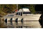 1977 Tollycraft Tri-Cabin Boat for Sale