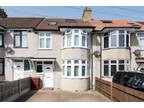 4 bedroom semi-detached house for sale in Denecroft Crescent, Hillingdon, UB10