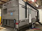 2024 Coachmen Catalina Legacy Edition 263FKDS 30ft