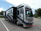 2024 Fleetwood Discovery LXE 44S