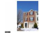 Row/Townhouse, Colonial - CENTREVILLE, VA 14508 Pittman Ct