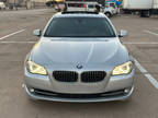 IMMACULATE BMW 5 Series 4dr Sdn 528i RWD /LOW MILES/ CLEAN CARFAX/