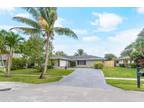 208 Lochmore Rd, Riviera Beach, FL 33407