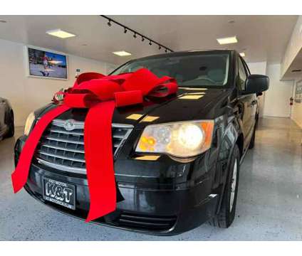 2010 Chrysler Town &amp; Country for sale is a 2010 Chrysler town &amp; country Car for Sale in Santa Ana CA