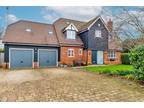 5 bedroom detached house for sale in Windmill View, Steeple Morden, SG8