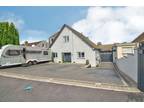 Wernlys Road, Pen-Y-Fai, Bridgend CF31, 4 bedroom detached bungalow for sale -