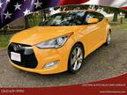 2017 Hyundai Veloster Base 3dr Coupe DCT w/Black Seats