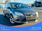 2013 Ford Focus SE Hatchback 4D