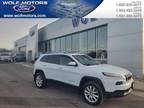 2014 Jeep Cherokee White, 153K miles