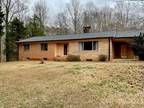 3 Bedroom 2 Bath In Tryon NC 28782