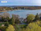 4 Bedroom 4.5 Bath In Shelter Island NY 11964