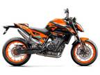 2022 KTM Duke 890 GP