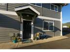 325 MATOT ST B, Brookings OR 97415