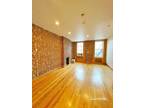 55324487 W Houston St #40