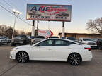 2021 Nissan Altima 2.5 SR 4dr Sedan