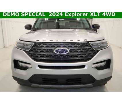 2024 Ford Explorer XLT is a Silver 2024 Ford Explorer XLT SUV in Canfield OH