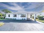 808 45th St, West Palm Beach, FL 33407