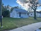 708 NW 3rd St, Mulberry, FL 33860