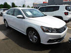 2018 Volkswagen Passat 2.0T SE