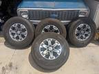 Nissan. Rims & Tires, Rims 16'in, tires Westlake su 318 H/T, 295/75/16